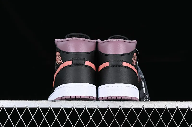 All categories Air Jordan Jordan series basketball shoes Air Jordan 1 Mid Air Jordan 1 Mid AJ1 Joe 1 black bean paste mid-top cultural and casual sneakers FB9911-008